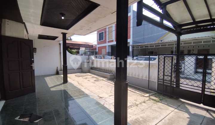 Rumah Siap Huni Dekat Sampokong Cocok Untuk Kantor Atau Keluarga 2