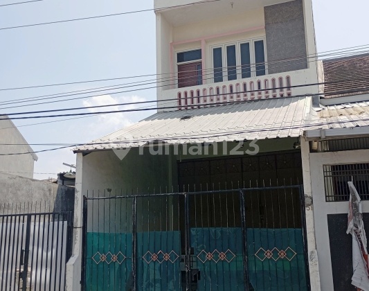 Ruko 2 Lantai Lokasi Strategis Tengah Kota Cocok untuk Gudang 1