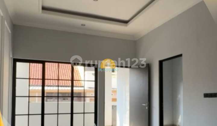 Rumah Bangunan Baru di Tanah Mas Semarang Barat dekat Pelabuhan dan Bandara 1