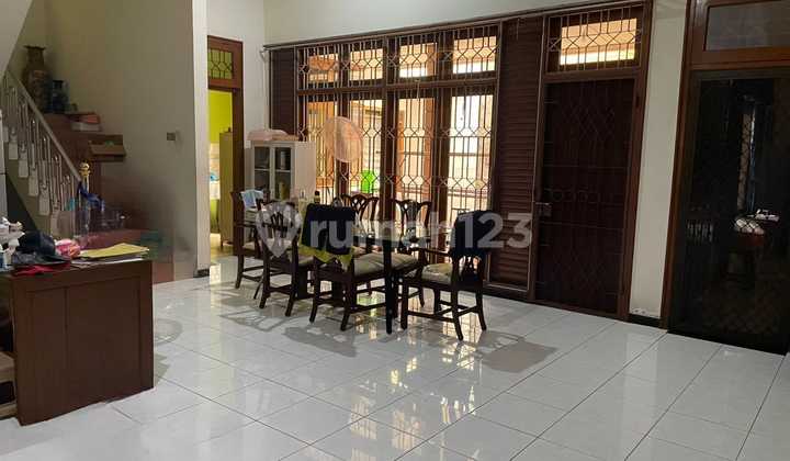 Rumah 4 Kamar Di Komplek Perumahan Dekat Tengah Kota Bonus Kanopi 2