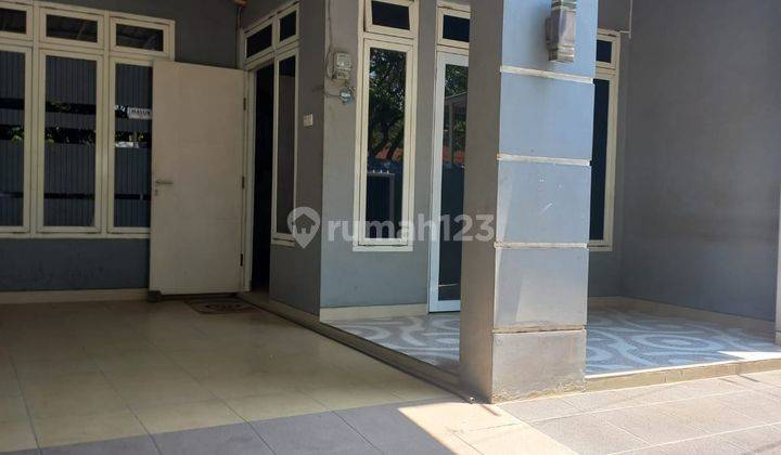 Rumah Sewa 2 Lt Siap Huni Dekat Pusat Kota 2