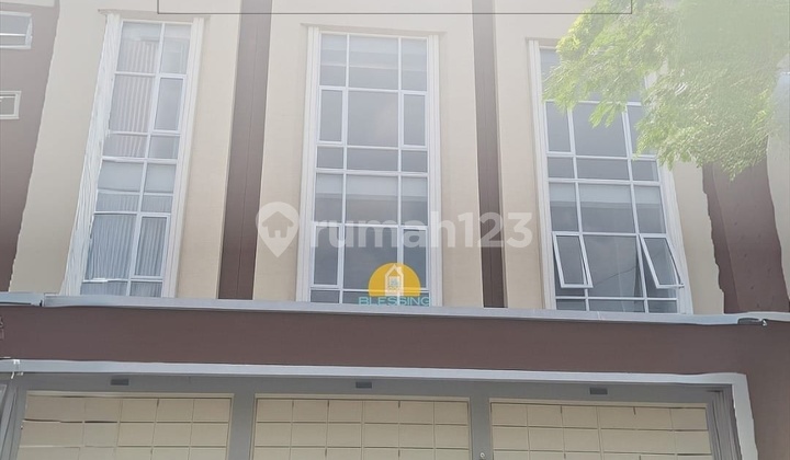 New 3-Story Ruko Ready for Use in Adivasa Tanah Mas, Suitable for Business and Office. 1