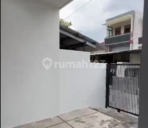 Hot Listing Rumah Bangunan Baru Bagus di Puri Anjasmoro Blok A Semarang Barat 1