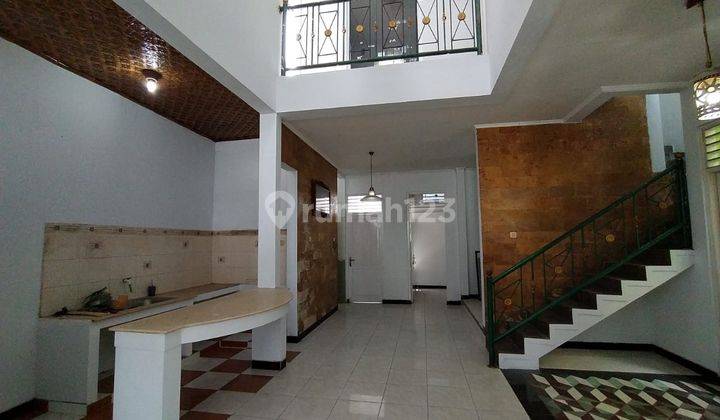 Rumah Sewa Murah Siap Pakai Bebas Banjir di Semarang Selatan dekat Sekolah Negeri 1