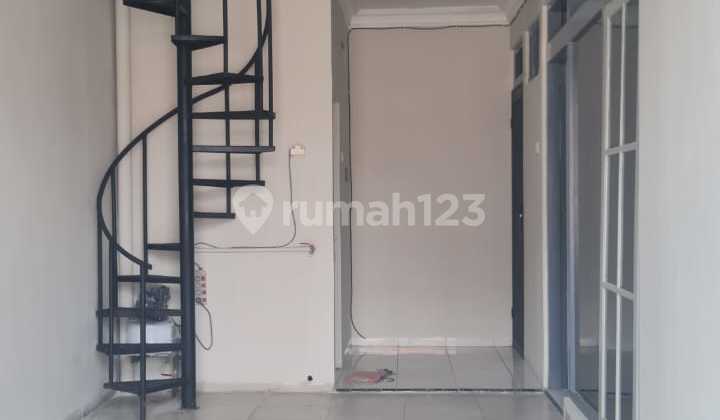 Rumah 3 Kamar Tengah Kota Dekat Simpang Lima Siap Pakai Bebas Banjir Bonus Ac 2