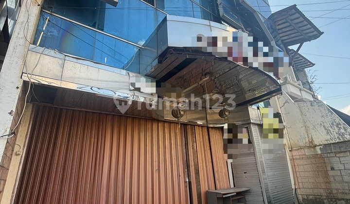2-Story Shop House, Former Restaurant, Strategic City Center Location Near Trade Center 2