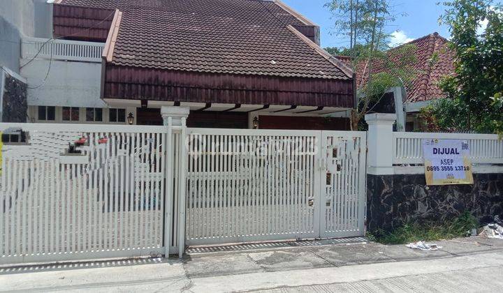 Rumah Lama Murah Di Sayap Riau Tengah Kota Bandung  2