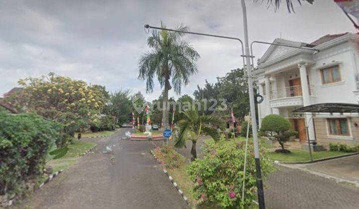 Rumah Hitung Tanah Dalam Komplek Bougenville Antapani 1