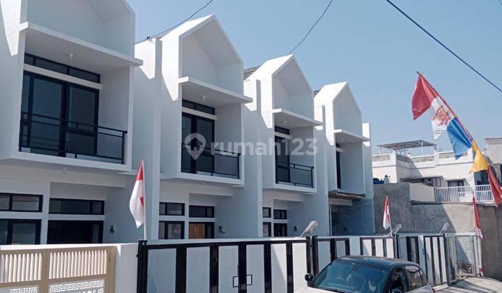 Rumah Baru Dalam Komplek Desain Scandinavian Dekat Arcamanik 1