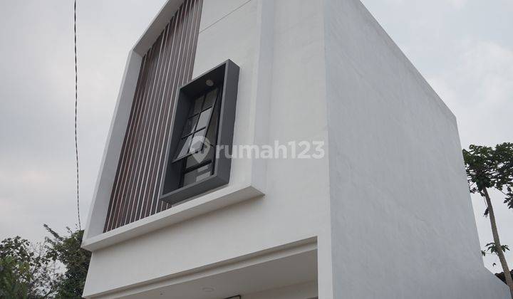 Rumah 2 Lantai Baru HGB Jl. Raya Klampok Singosari, Malang 1