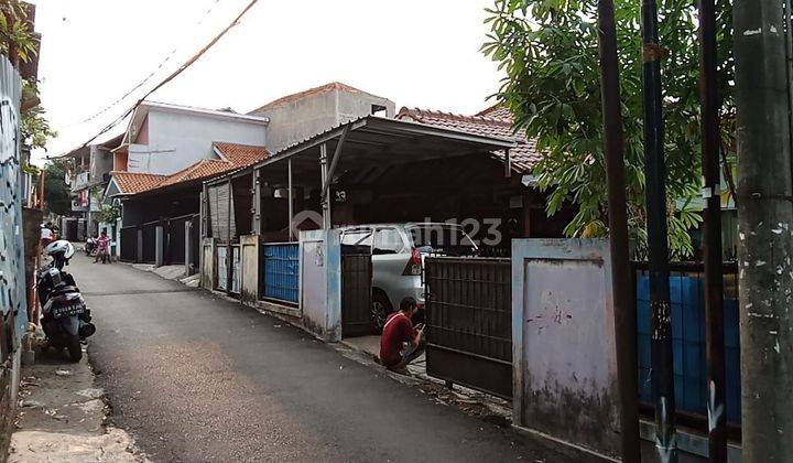 Dijual Rumah Induk Dan Kontrakan Hitung Tanah LT210 m² Kebagusan 1