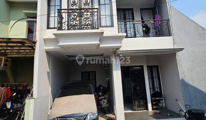 Dijual Rumah Cantik Lt50m² Classic One Gate Akses Mobil Rambutan 2