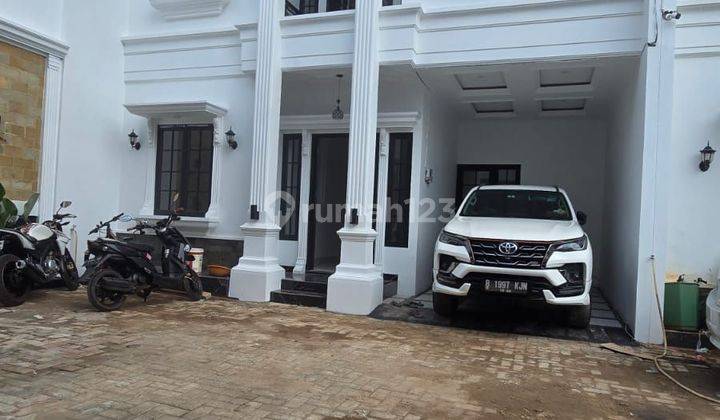 Dijual Rumah Mewah American Classic LT90m² Tanah Baru Depok KPR 2