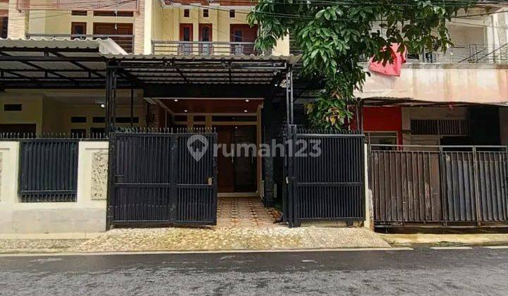 Rumah Bagus Dekat Jalan Utama Jagakarsa Jakarta Selatan 2