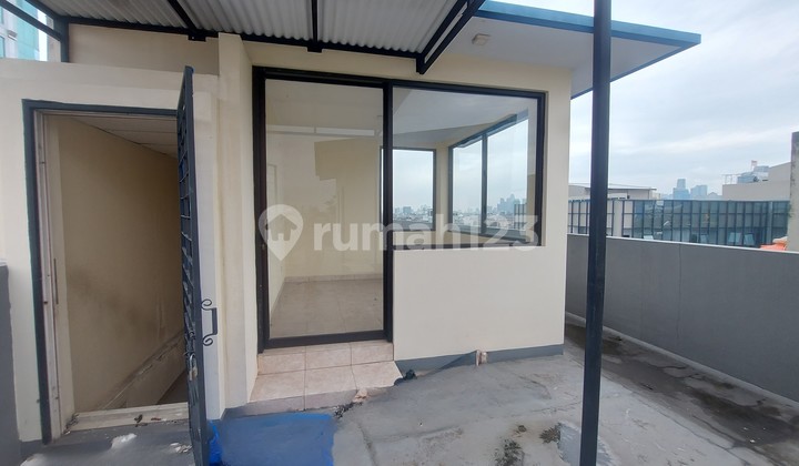 Ruko Cocok untuk Kantor di Lokasi Strategis Pancoran JakSel dibawah NJOP - Ada Lift