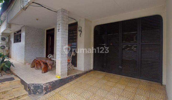 Dijual Rumah Nyaman di Daerah Tebet Barat Jakarta Selatan 2