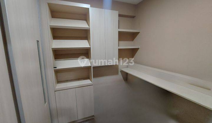 Apartemen Casablanca East Residence Jakarta  Timur ( 2 BR ) View Swimming Pool 2