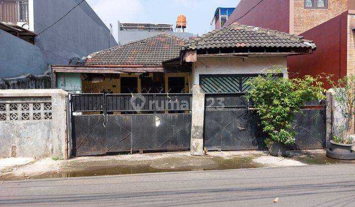 Rumah di Daerah Jatinegara Jakarta Timur 1