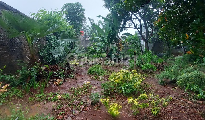 Hook Land in Pengasinan Area, Depok, West Java Hook Land in Pengasinan Area, Depok, West Java