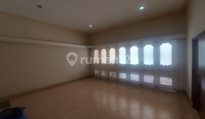 Rumah Mewah Full Furnish di Daerah Kebayoran Baru – Gandaria Utara 2