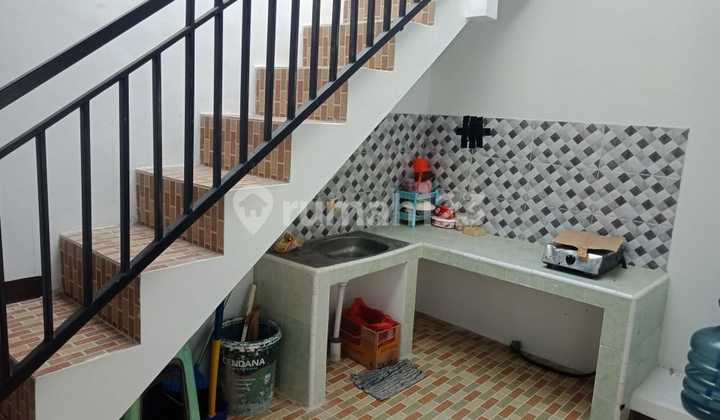 Rumah Kost di daerah Jatinegara Jakarta Timur Rumah Kost di daerah Jatinegara Jakarta Timur