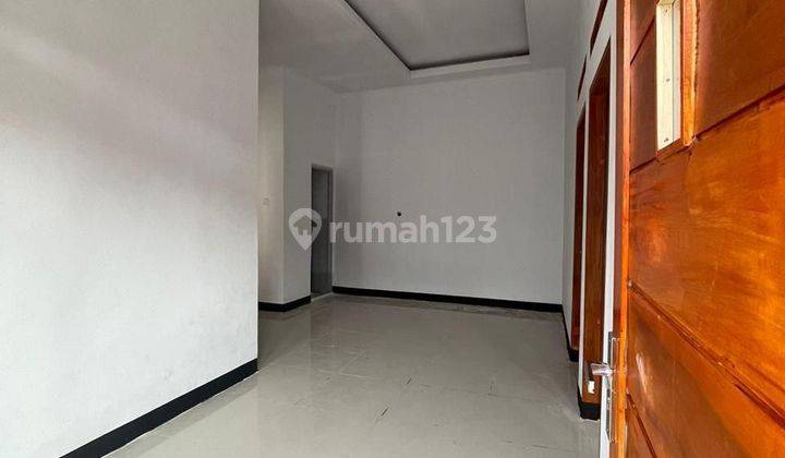 Rumah Minimalis Modern Lokasi Strategis Bebas Banjir  2