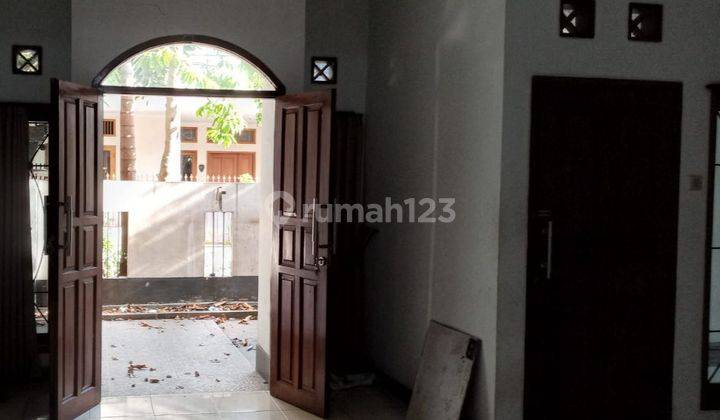 Rumah Siap Huni,akses Masuk Mobil,komplek Di Antapani Bandung 2