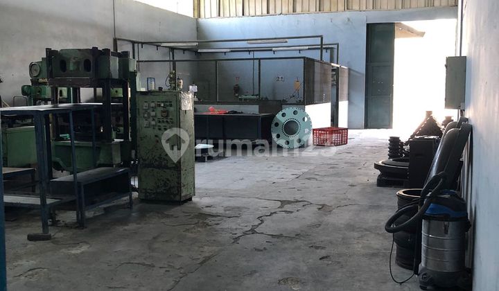 For Quick Sale: Factory Warehouse in Cimareme Industrial Area, West Bandung Regency.