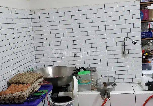 Ruang usaha cocok untuk cafe,resto,butik,kantor daerah pasteur Bandung 2