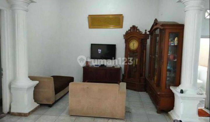 Dijual Rumah 2 Lantai, Besar Dengan Harga Murah Di Bumi Karawaci Baru Tangerang  2