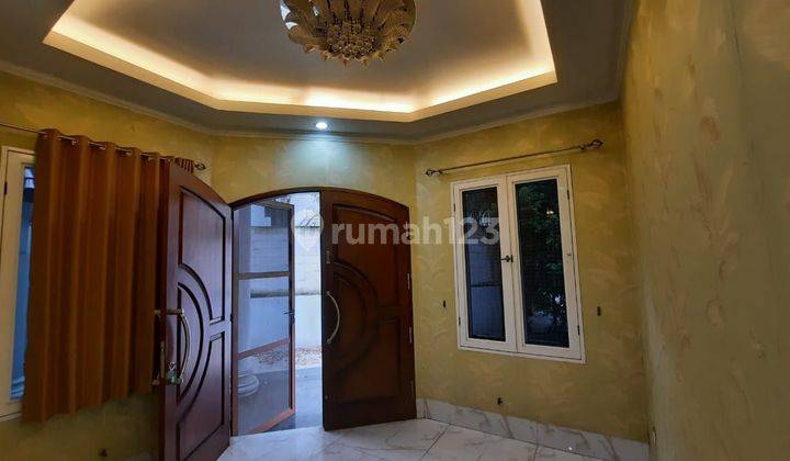 Dijual Rumah Siap Huni Di Perumahan Sutera Palmyra  1