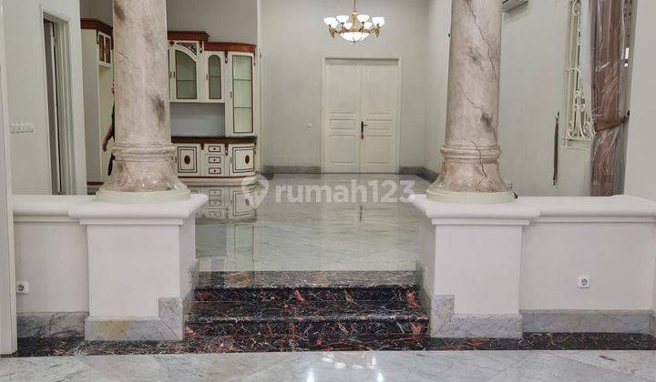 DIJUAL CEPAT RUMAH MEWAH DI TAMAN BEVERLY GOLF LIPPO KARAWACI  2