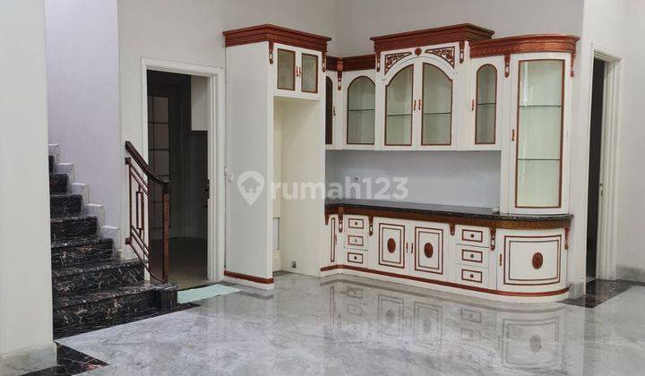 DIJUAL CEPAT RUMAH MEWAH DI TAMAN BEVERLY GOLF LIPPO KARAWACI  1