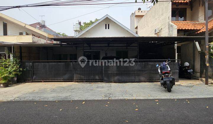 Dijual Rumah Tua Hitung Tanah Di Kebayoran Baru  1