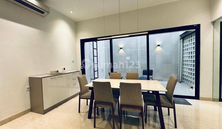 ruang makan dijual rumah siap huni di