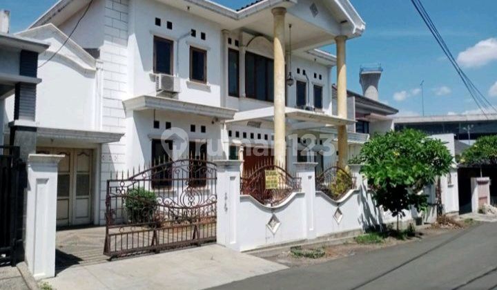 Disewakan Rumah di Jakasetia Bekasi Disewakan Rumah di Jakasetia Bekasi