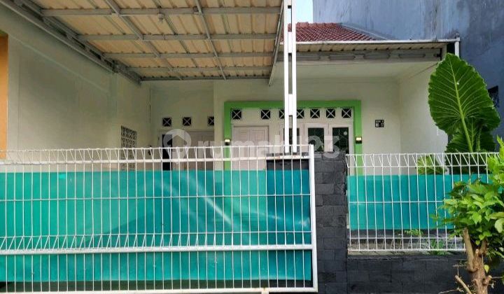 Disewakan Rumah Dekat Tol/Dekat Mall Pekayon Bekasi Selatan Disewakan Rumah Dekat Tol/Dekat Mall Pekayon Bekasi Selatan