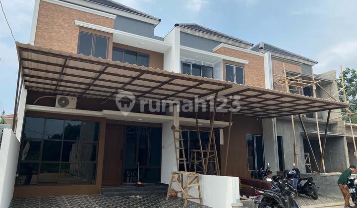 Rumah Mewah Skandinavian Bebas Banjir Dekat Tol Jatikarya 1