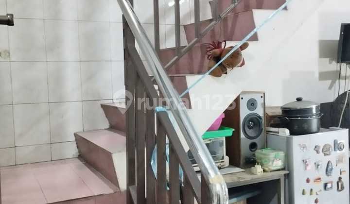 For Sale 2-Story Shop House on Latumenten Raya 2