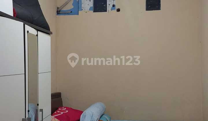 Dijual Ceparumah 2 Lantai di Jl. Anggrek 2 Lokasi Strategis Dijual Ceparumah 2 Lantai di Jl. Anggrek 2 Lokasi Strategis