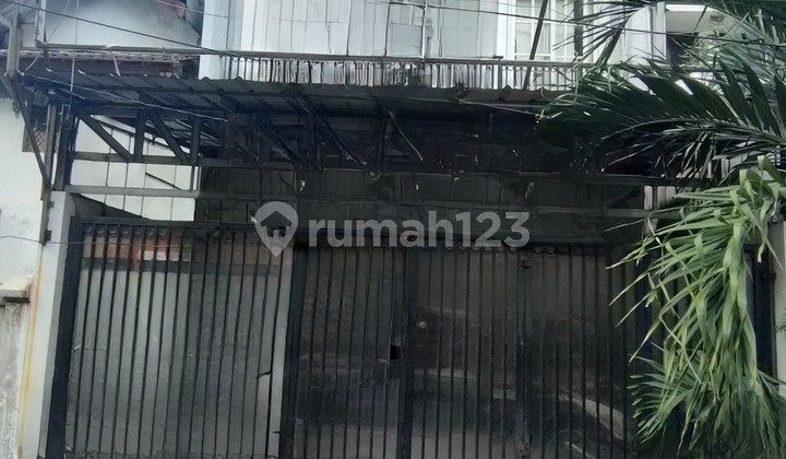 Ruko 3 Lantai di Jl. Komplek Apron Timur, Kemayoran