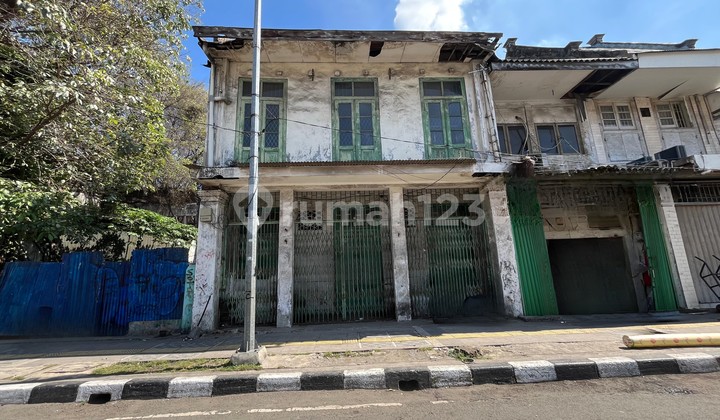 Ruko 2 Lantai di Jl. Kali Besar Timur Iii (3) Tamansari