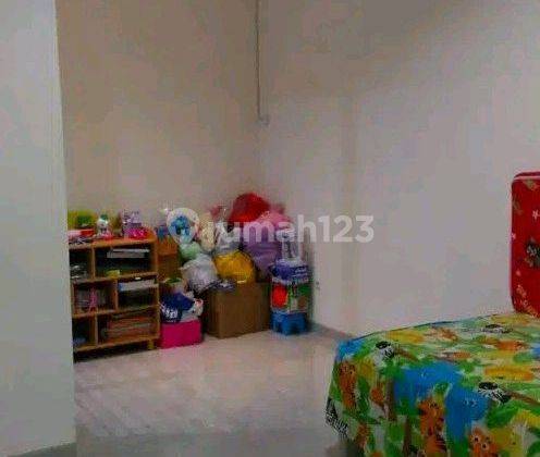 Rumah 2 Lantai Full Furnished Mulyosari Utara Surabaya Timur Ron.a537 2