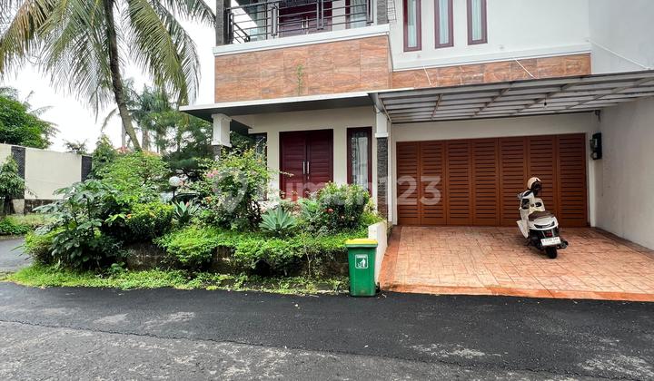 Disewakan Rumah Dipejaten Dalam Town House