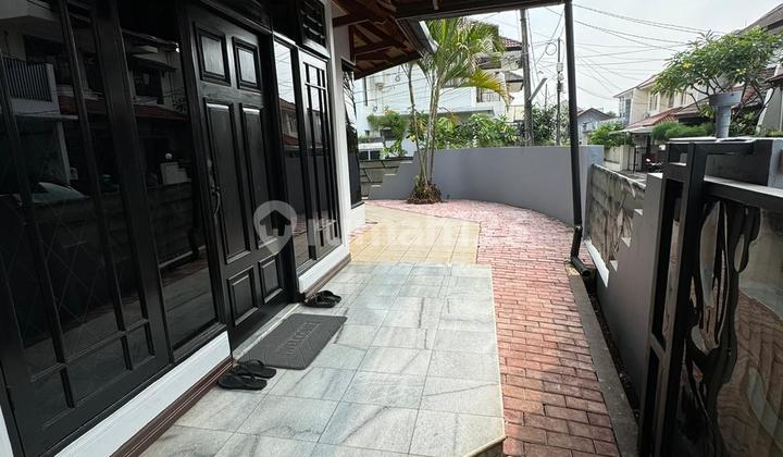 For Rent House in Pejaten, Pasar Minggu, Inside Town House For Rent House in Pejaten, Pasar Minggu, Inside Town House