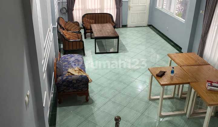 Di Sewakan Rumah Bagus Di Pejaten Timur