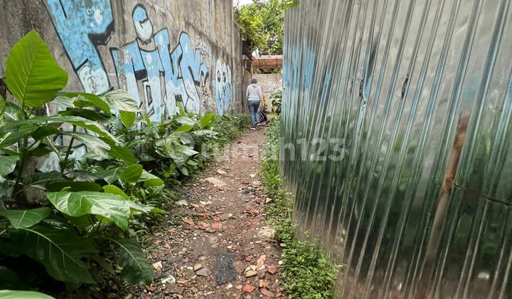 For Quick Sale: House for Boarding Rooms