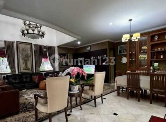 For Quick Sale House In Pejaten Dalam Complex With Pool 2