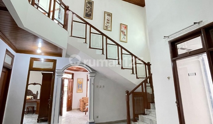 Di Jual Cepat Rumah Di Pejaten ******** House