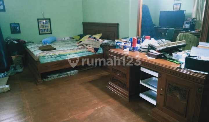 For Quick Sale House on Pasar Minggu Raya 2